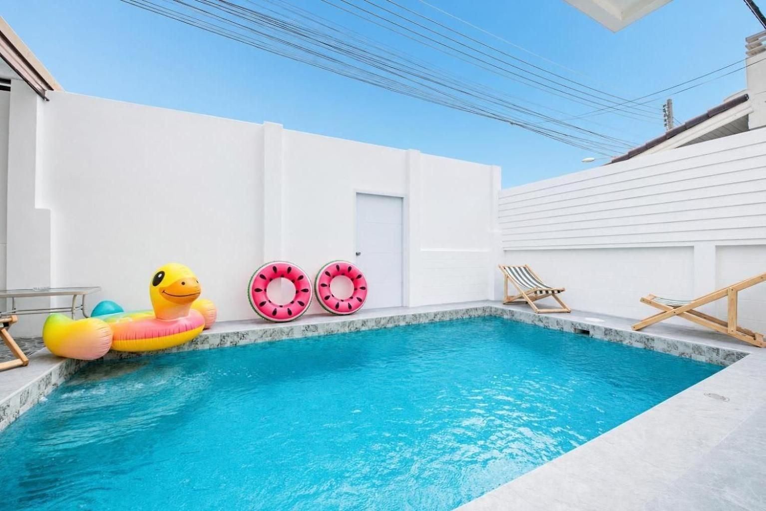 Villa 3 Bedroom Pool Royal Park Village Pattaya