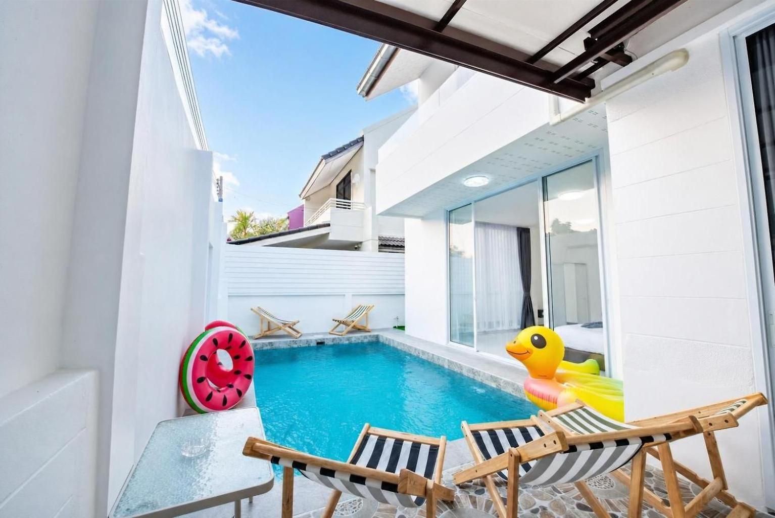 3 Bedroom Pool Royal Park Village