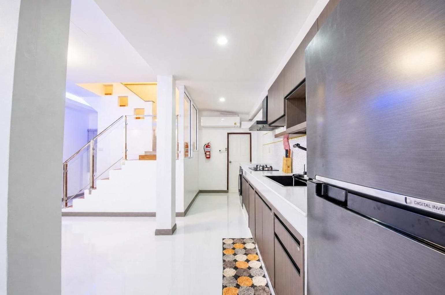 Villa 3 Bedroom Pool Royal Park Village Pattaya