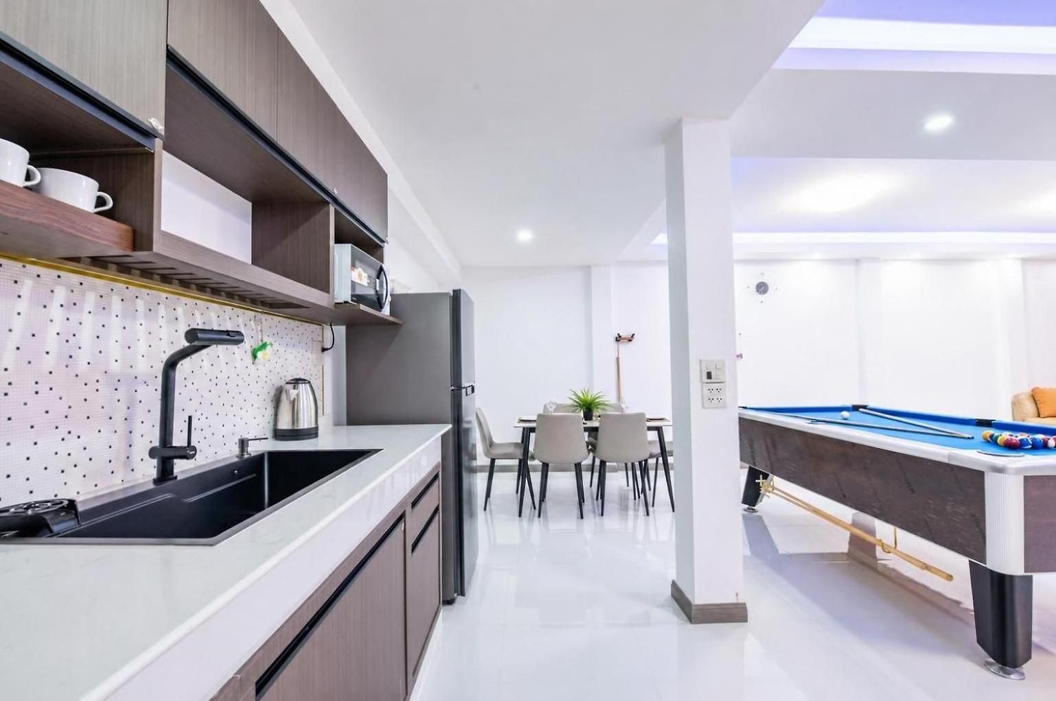 Villa 3 Bedroom Pool Royal Park Village Pattaya