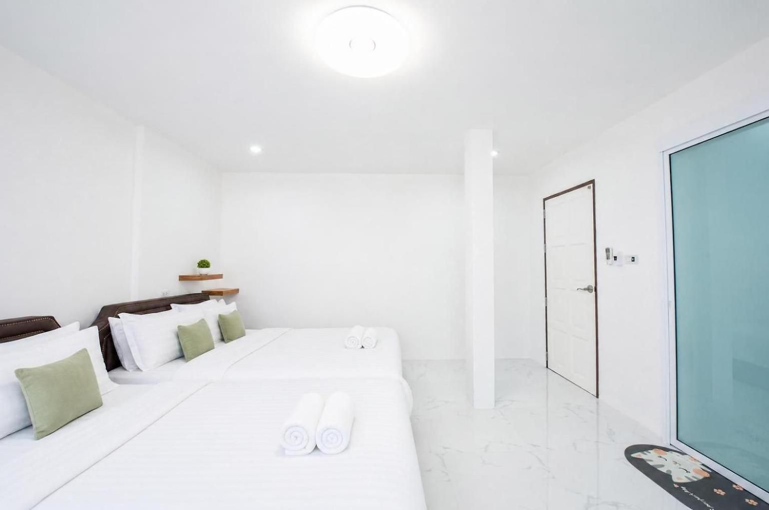 3 Bedroom Pool Royal Park Village *