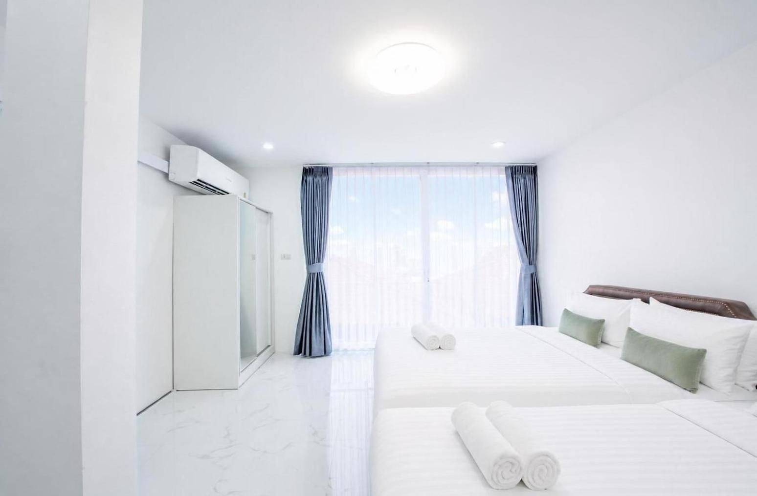 3 Bedroom Pool Royal Park Village *