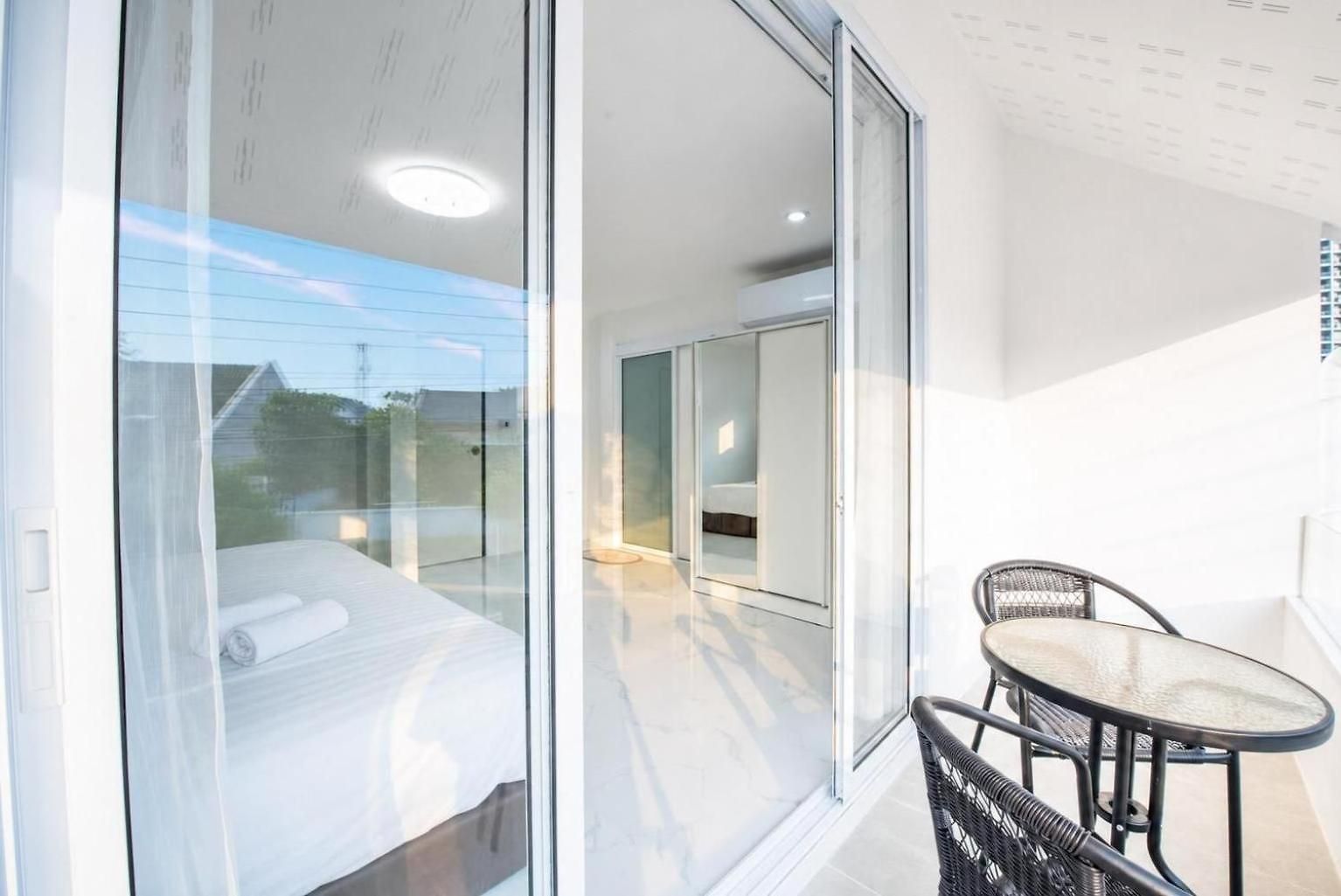 3 Bedroom Pool Royal Park Village