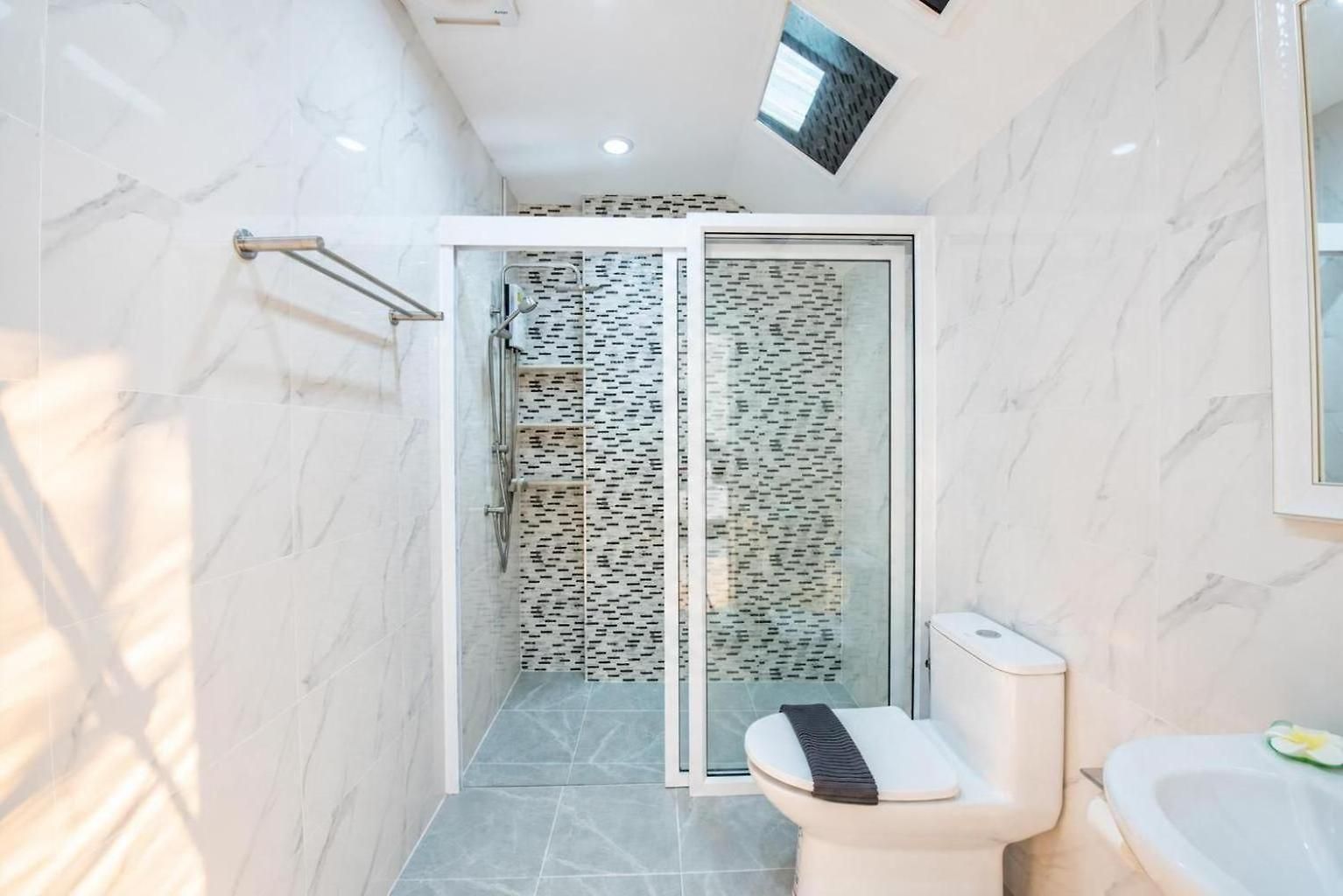 Villa 3 Bedroom Pool Royal Park Village Pattaya