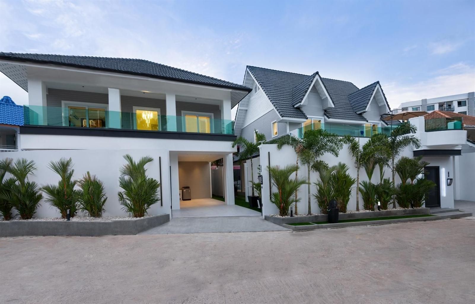 Villa New 2024 - Two Compound - 9br - Two Pools