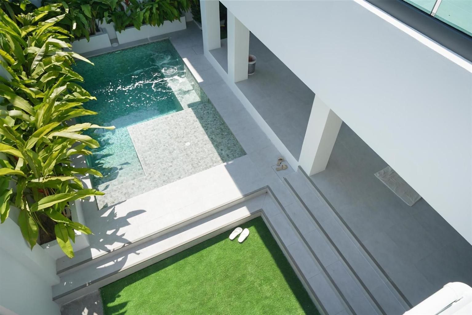 New 2024 - Two Compound - 9br - Two Pools