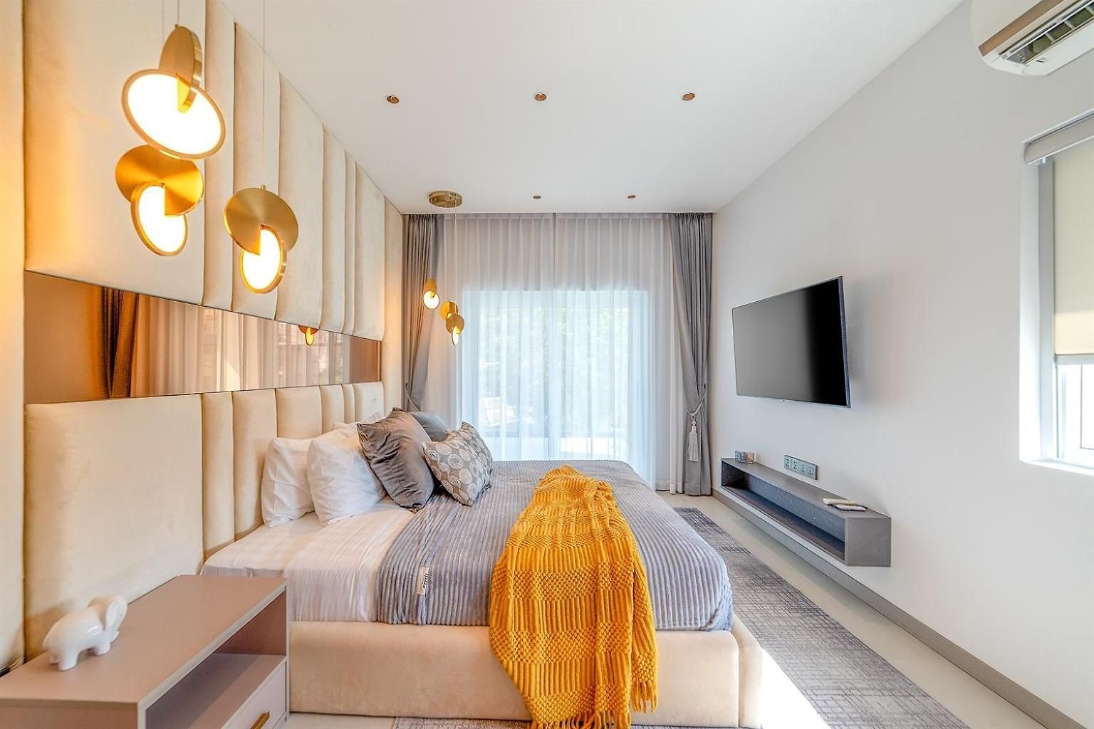 New 2024 - Two Compound - 9br - Two Pools * Pattaya