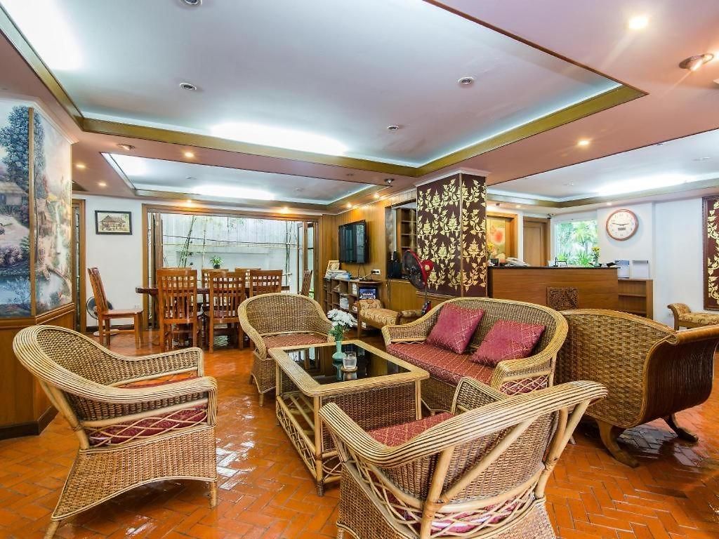 Chada Thai House Hotel 3*