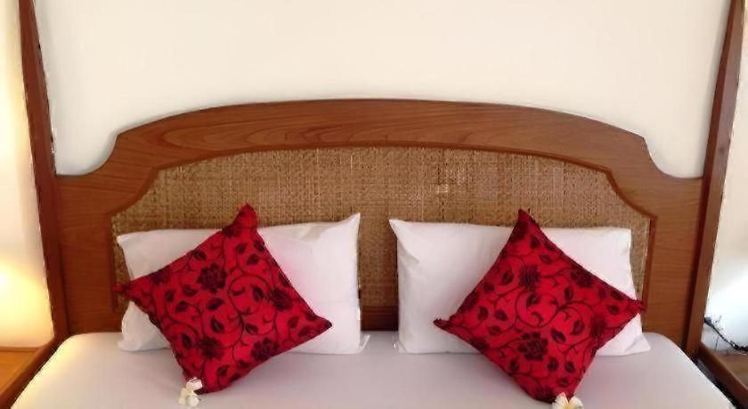 Resort Phuphaya