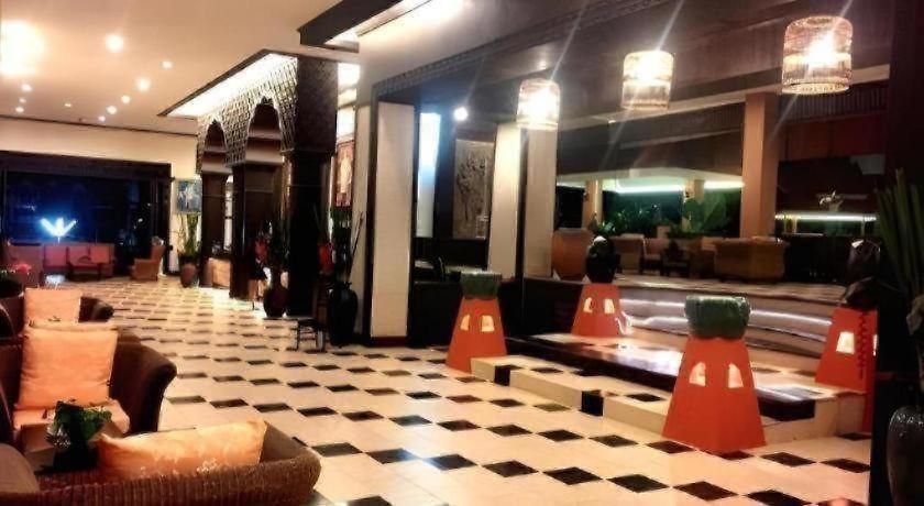 Phuphaya 4* Pattaya