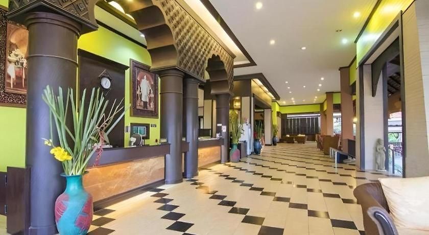 Resort Phuphaya 4*