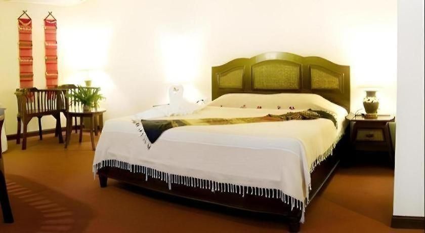 Phuphaya 4*