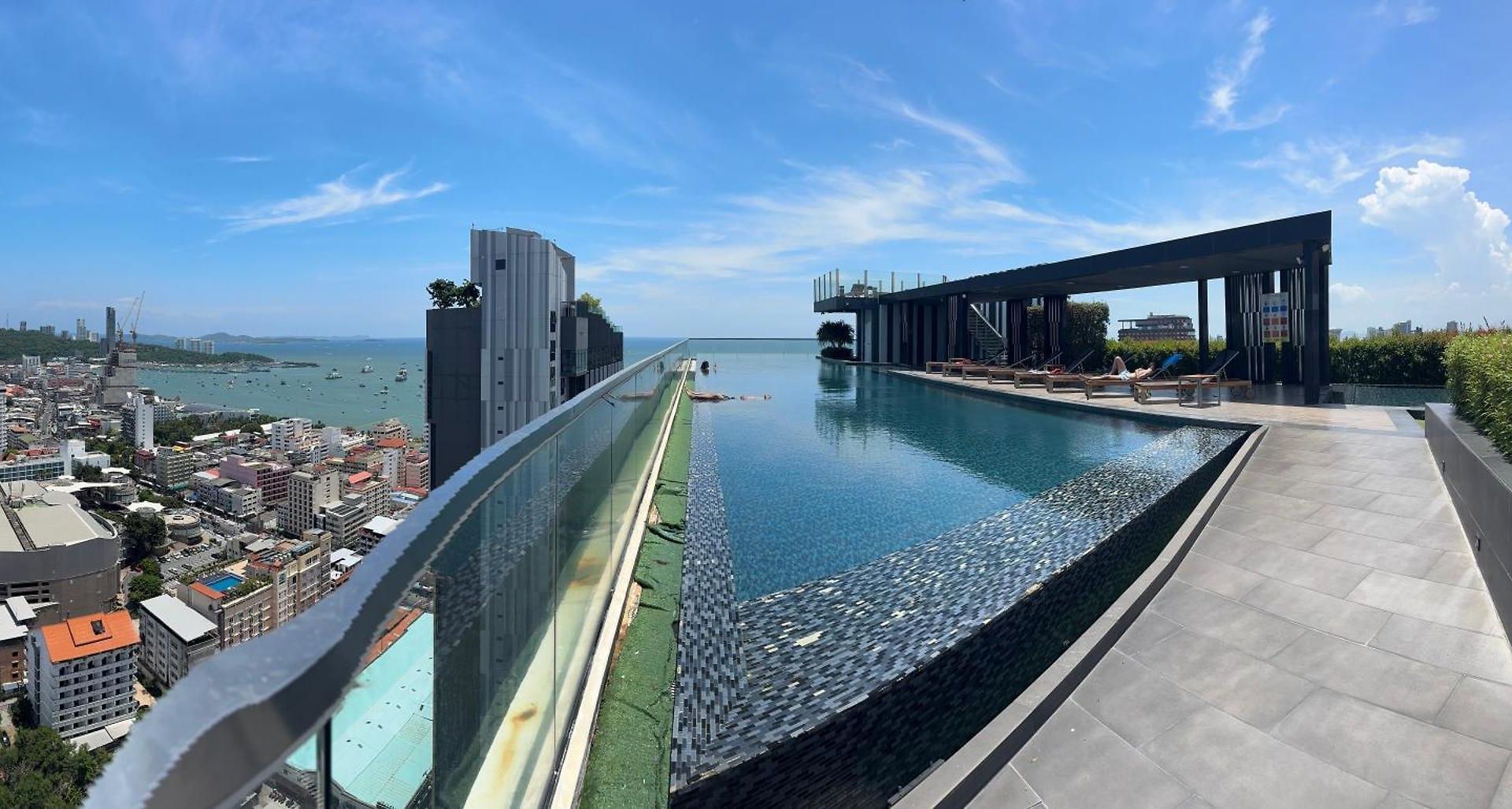 Apartment Base Perfect Spot Seaview 23 Floor Pattaya