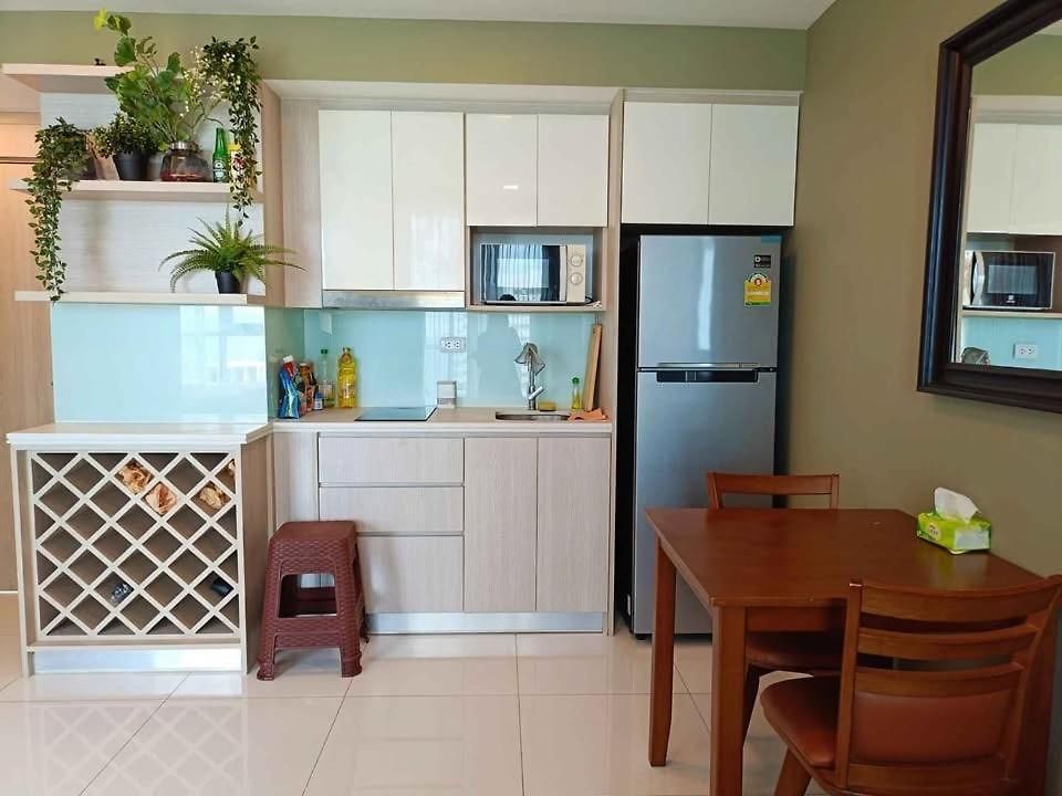 The Cloud Apartment