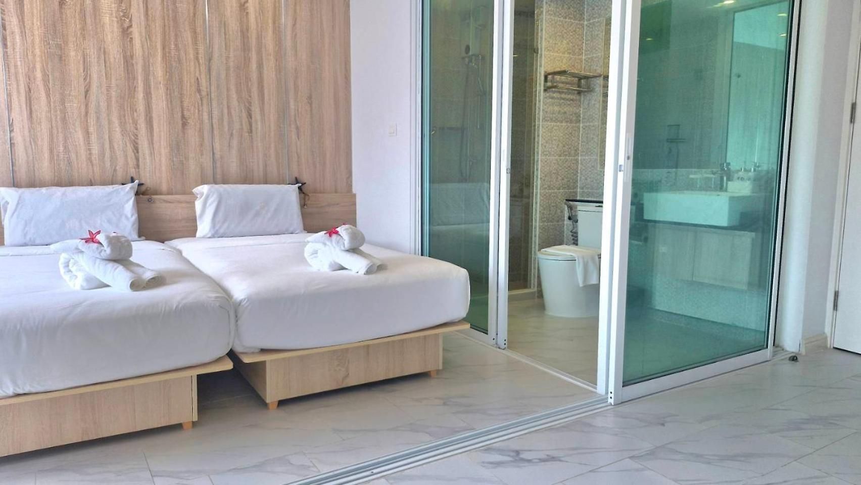 Dday Luxury By D-eco Wellness Centre 4* Pattaya