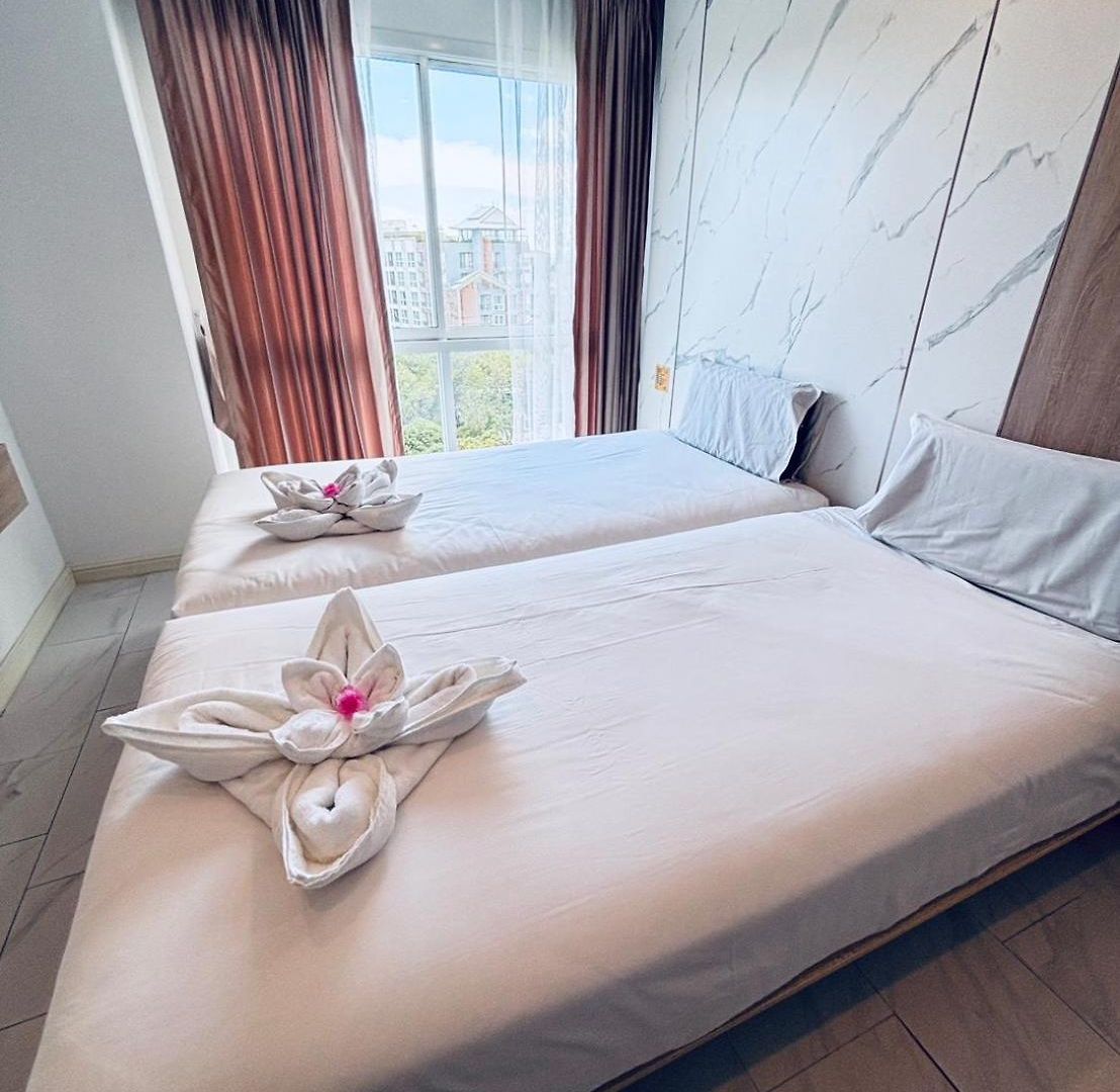 Dday Luxury By D-eco Wellness Centre โรงแรม Pattaya