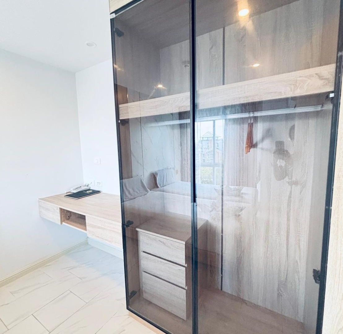 Dday Luxury By D-eco Wellness Centre โรงแรม 4*