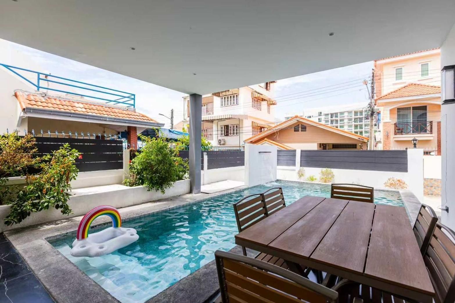 Newly Dec Pool Table Ktv Bbq Terrace Outdoor 5br Swimming Pool