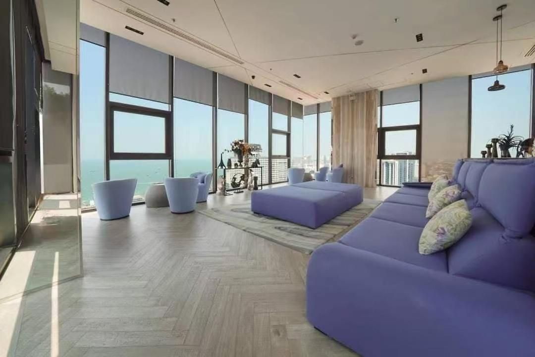 Apartment The Base Seaview Pattaya