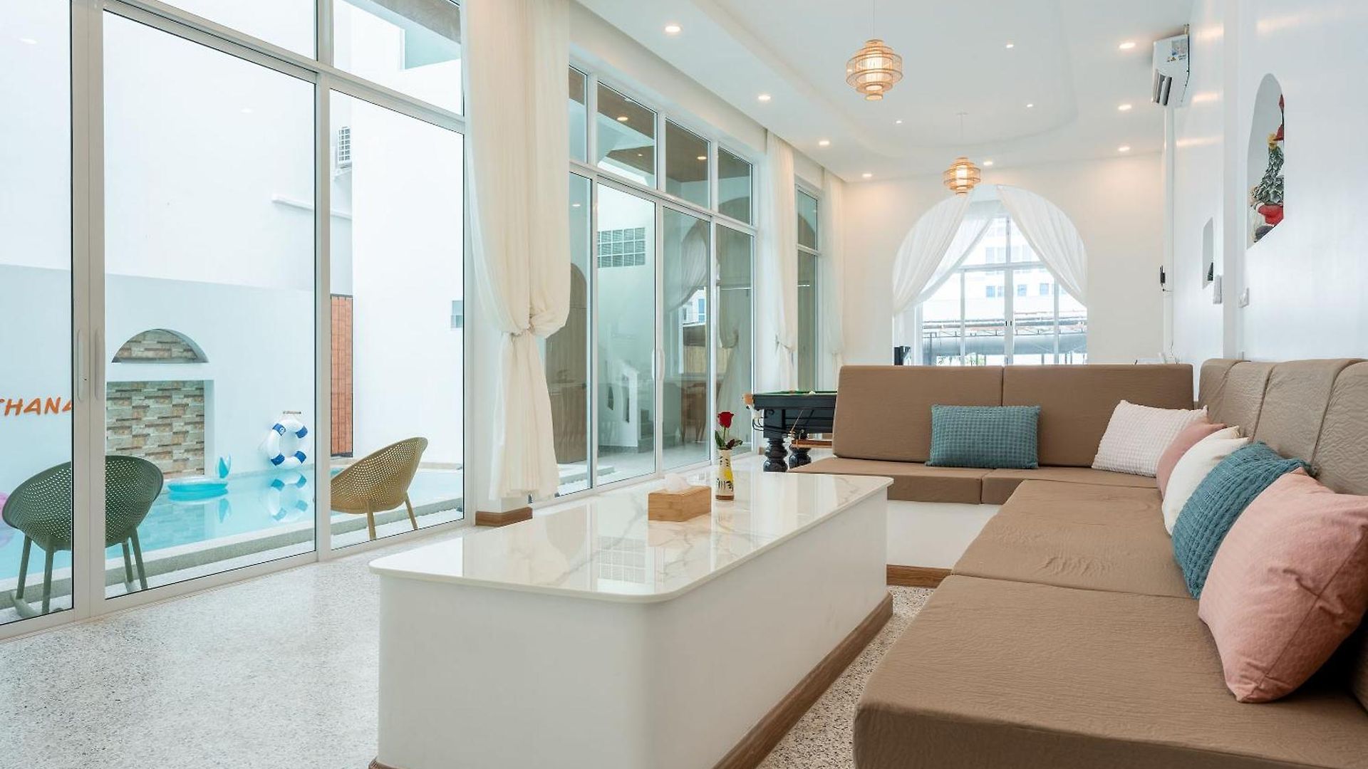 Downtown Oasis Pool Villa A