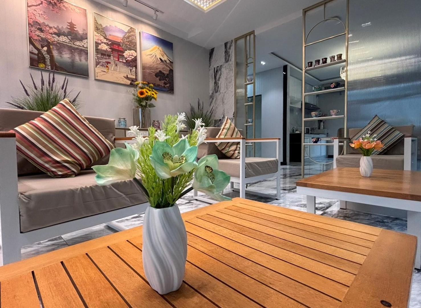 Dday Luxury By D-eco Wellness Centre โรงแรม