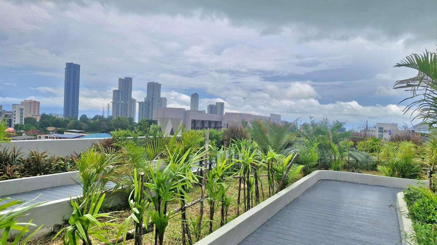 โรงแรม Dday Luxury By D-eco Wellness Centre Pattaya