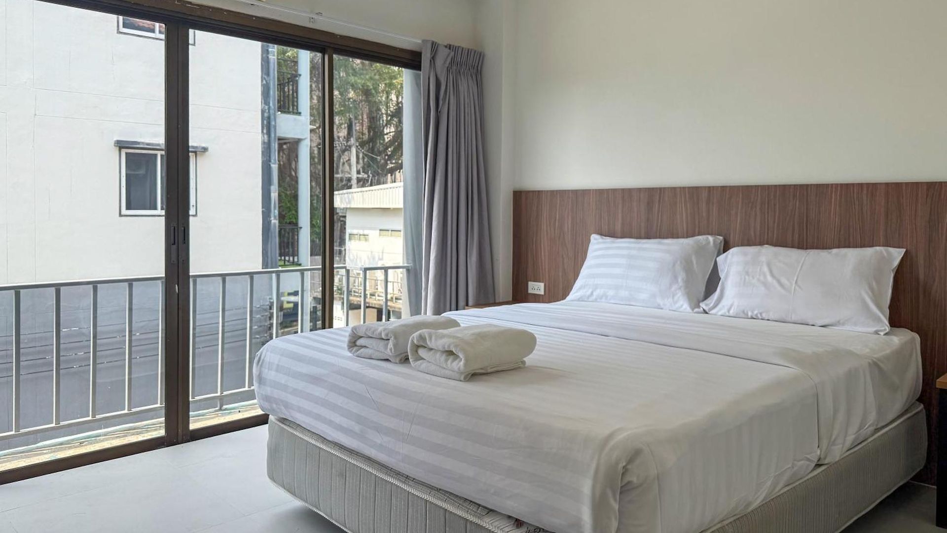 Hotel Pl Patamnak Soi 3