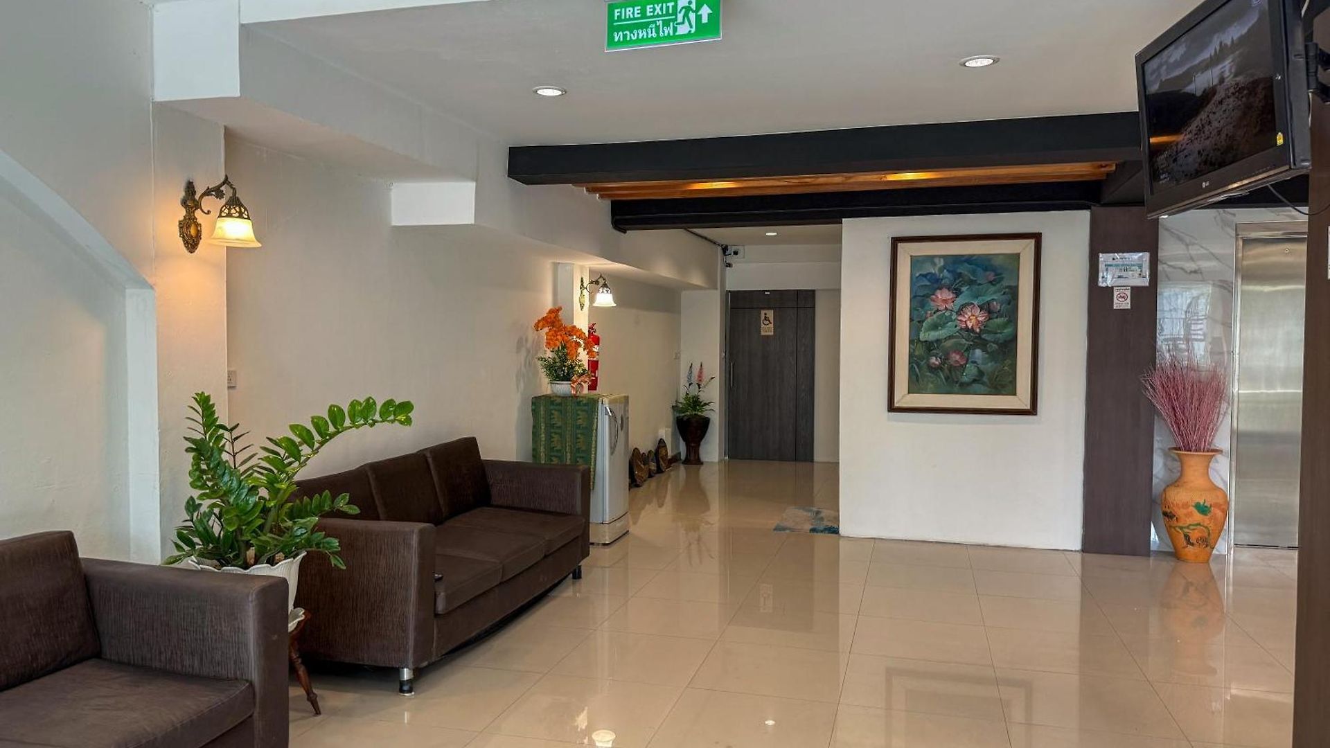 Hotel Pl Patamnak Soi 3