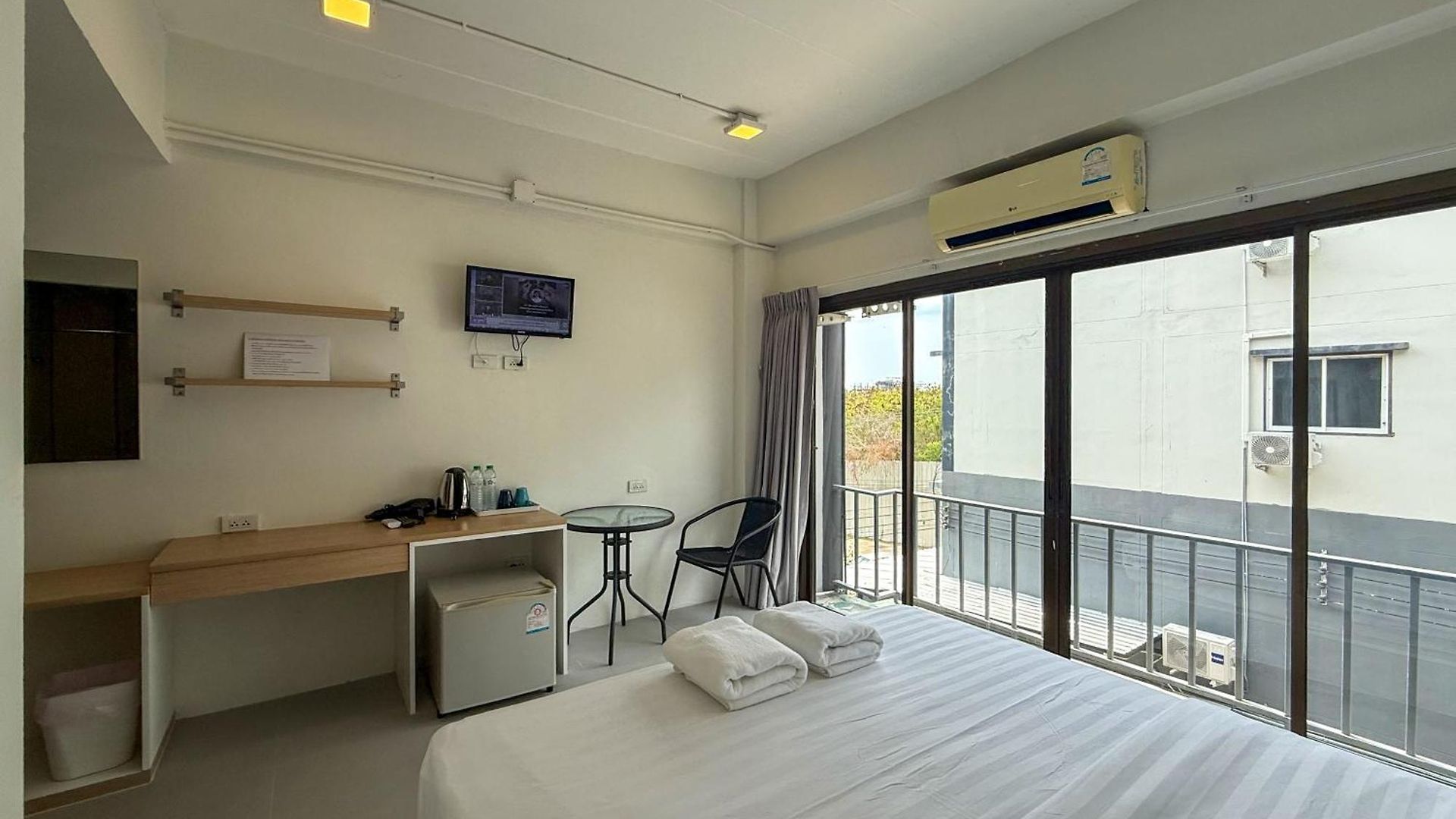 Hotel Pl Patamnak Soi 3