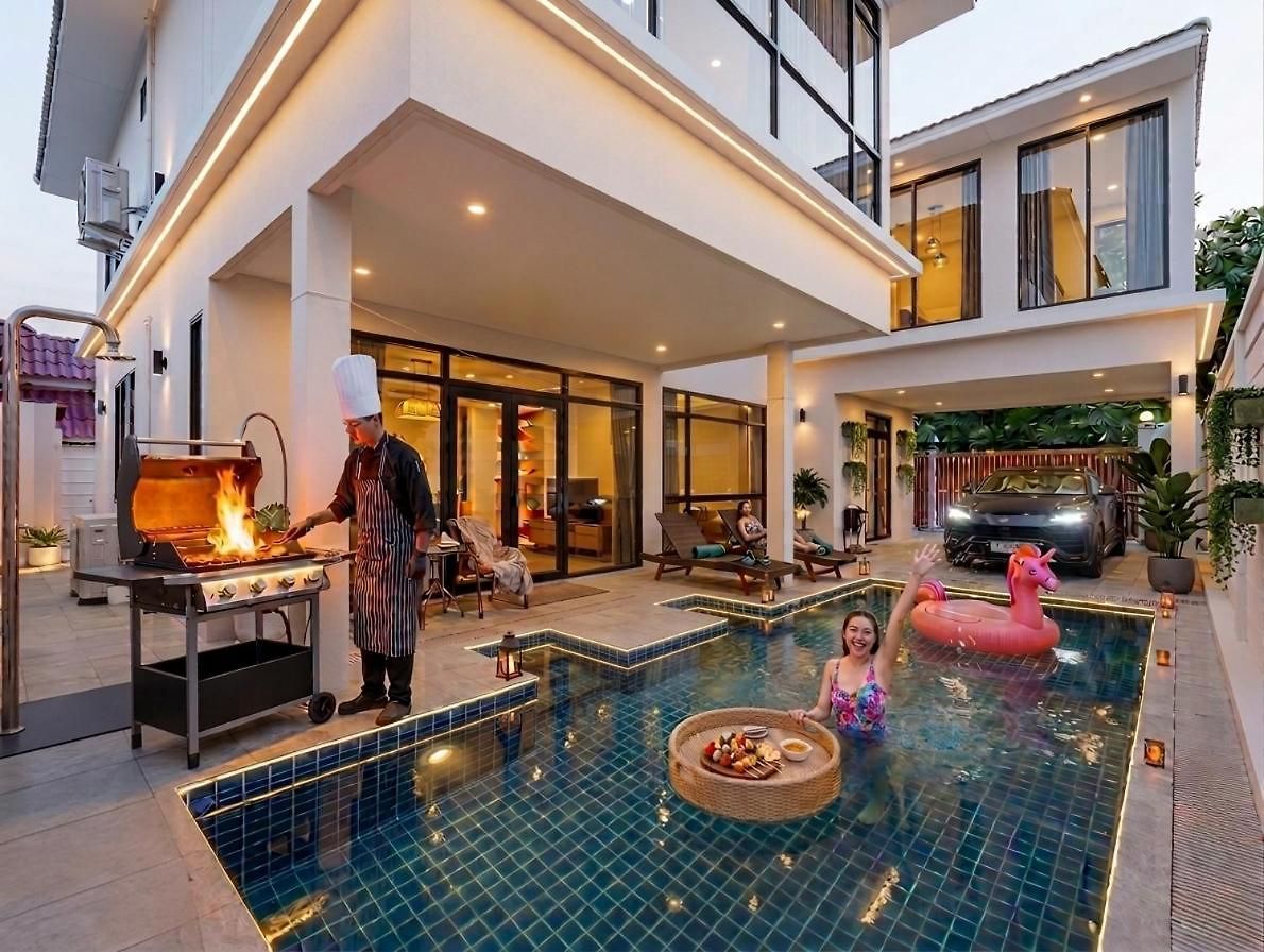 Villa Amarin - Huge 7 Bedroom Private Pool House In Next To Walking Street