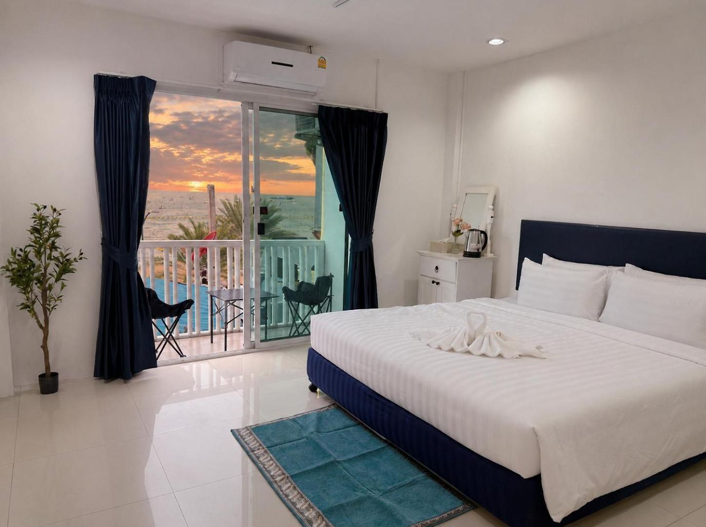 Hotel Holi Pty 3*