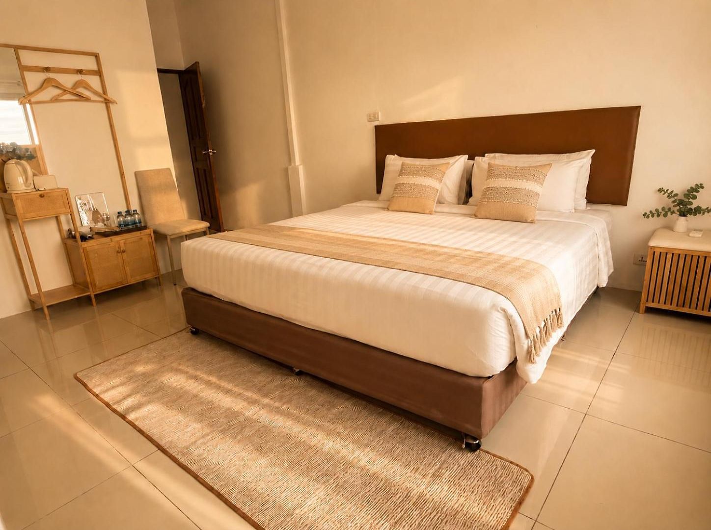 Hotel Holi Pty 3*