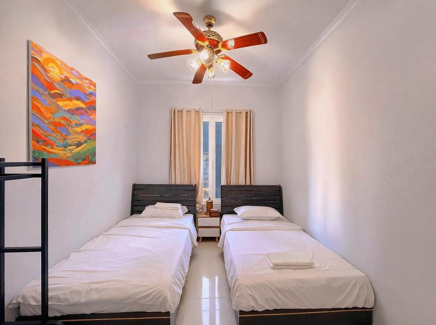 5br Pool Sleeps 10