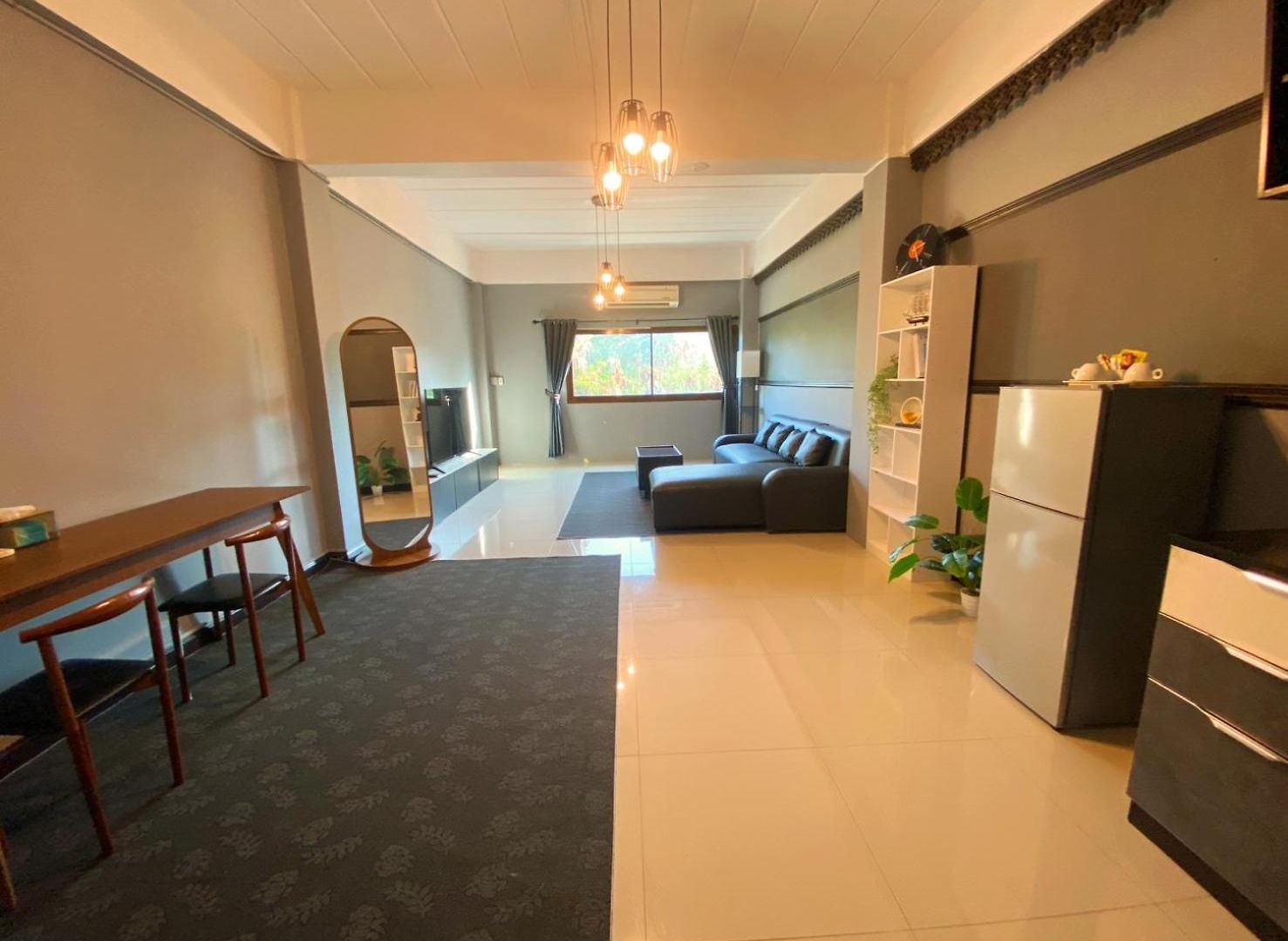 Vera House * Pattaya