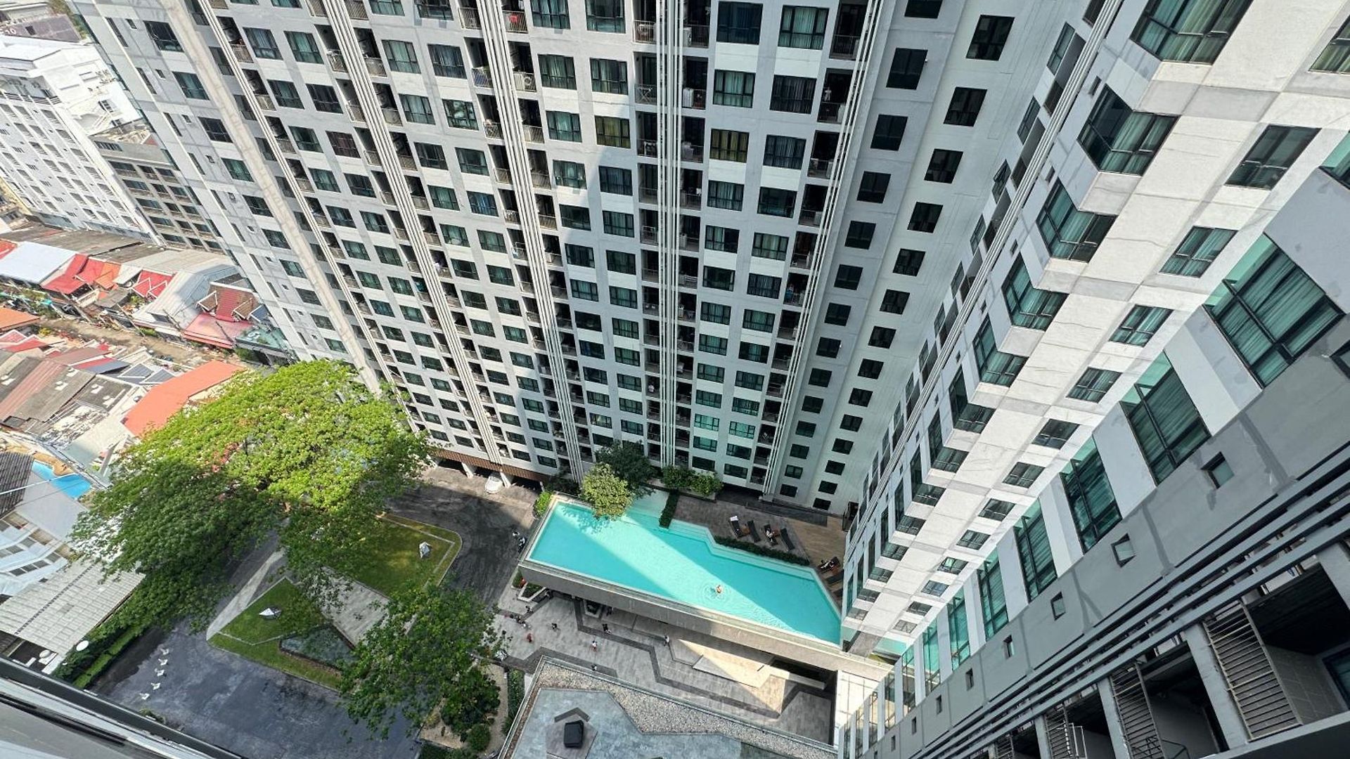 Aparthotel 芭提雅市中心 The Base单卧室 海滩300米 Pattaya