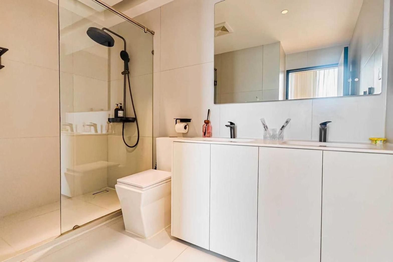 Pure Space 4br Ktv Bbq Kitchen Swimming Pool
