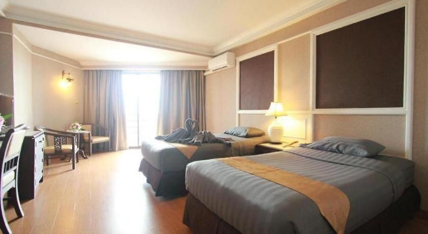 First Pacific & Convention 4* Pattaya