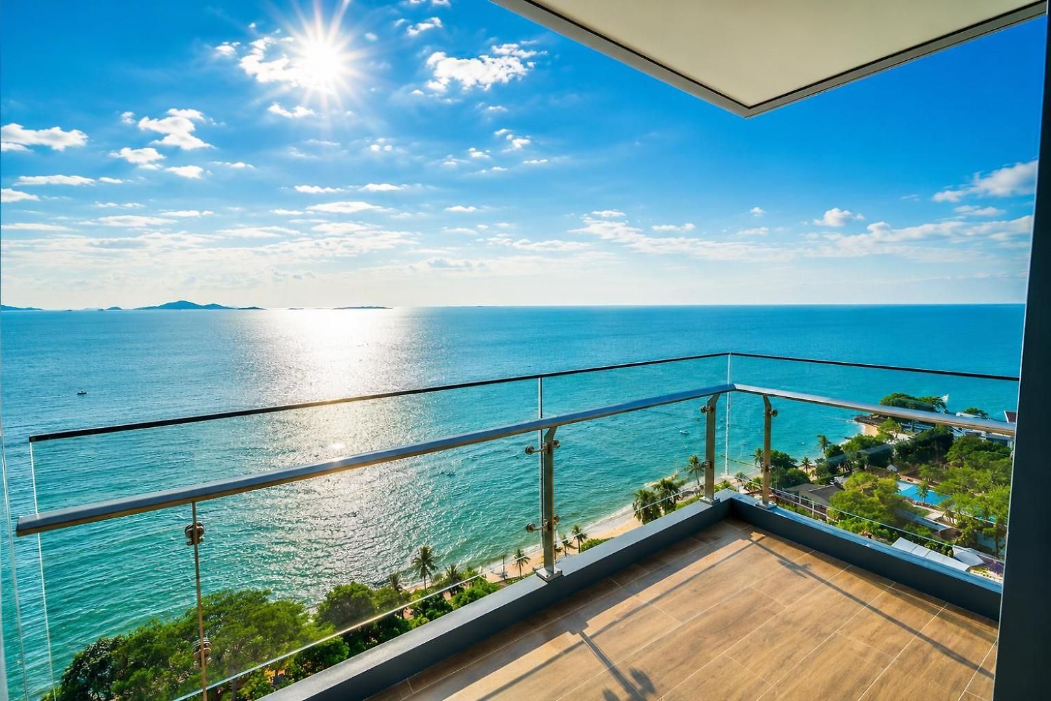 Luxury 2br Sea View With Private Lift And Free Parking 4* Pattaya