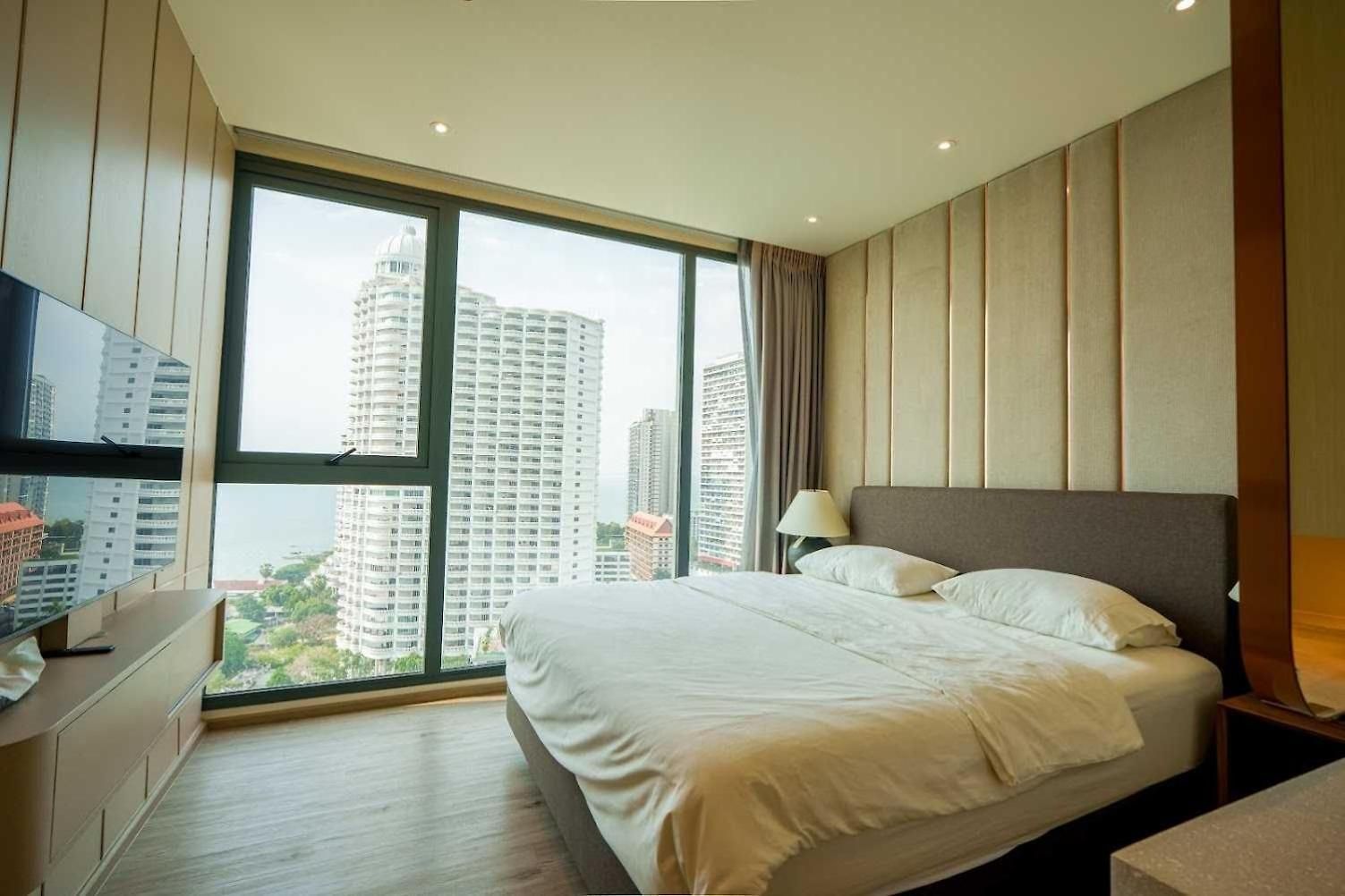 Hotel Luxury 2br Sea View With Private Lift And Free Parking 4*