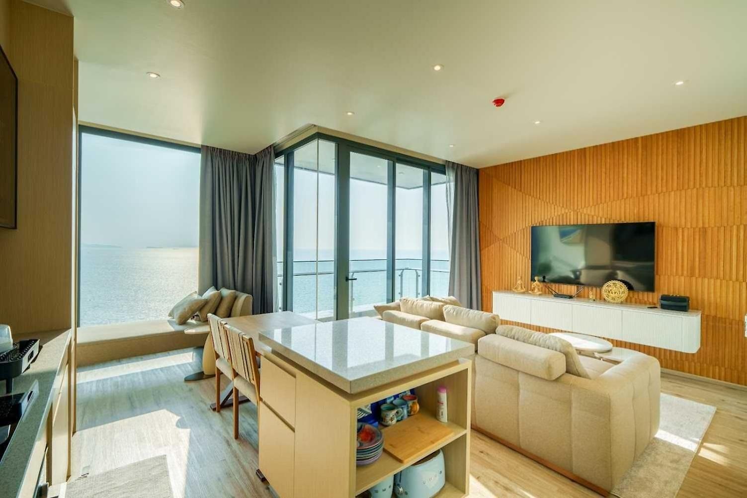 Luxury 2br Sea View With Private Lift And Free Parking Hotel