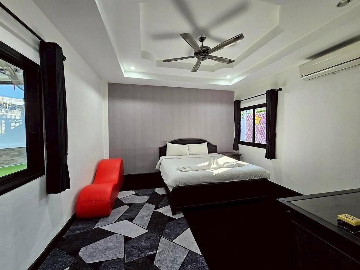 4 Bedroom 2km From Walking Street *