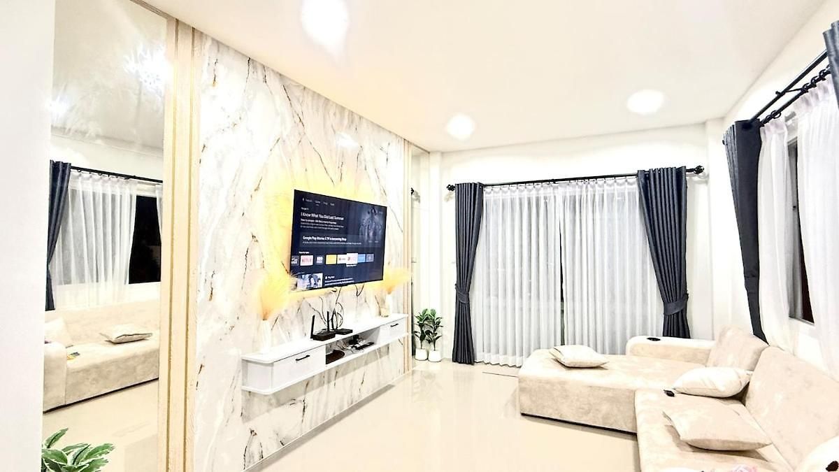 Baan Thanaluk 1 Holiday home *