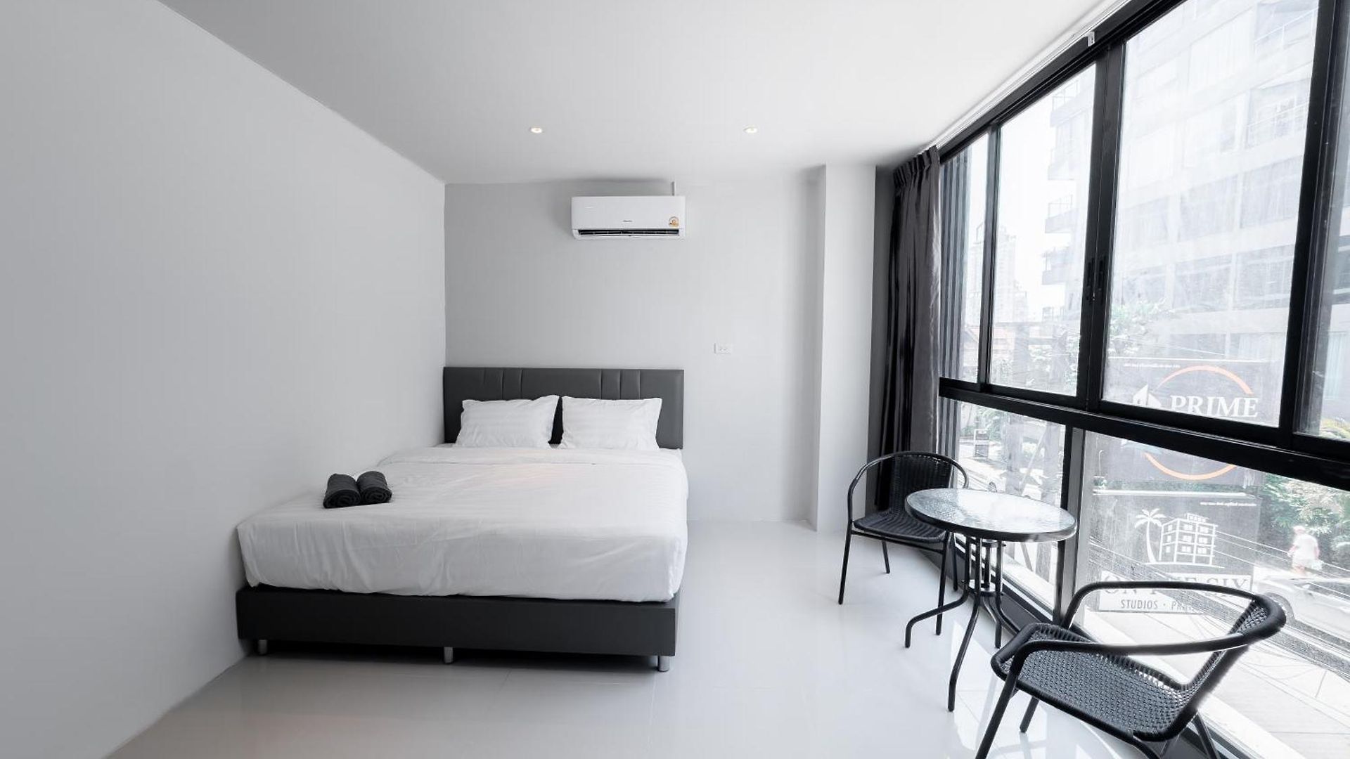 Aparthotel On The Six Pratamnak Pattaya