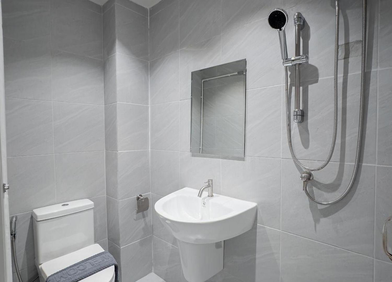 Aparthotel On The Six Pratamnak 3*