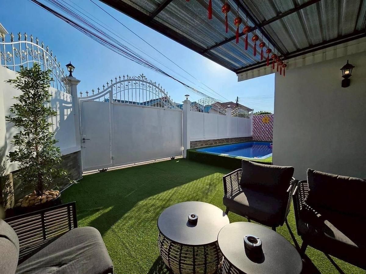 Villa Fabulous 4 Bedroom 2km From Walking Street