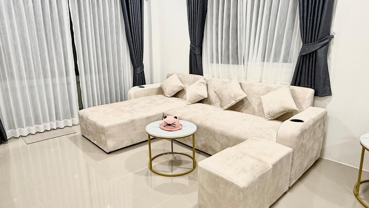 Baan Thanaluk 1 Holiday home *