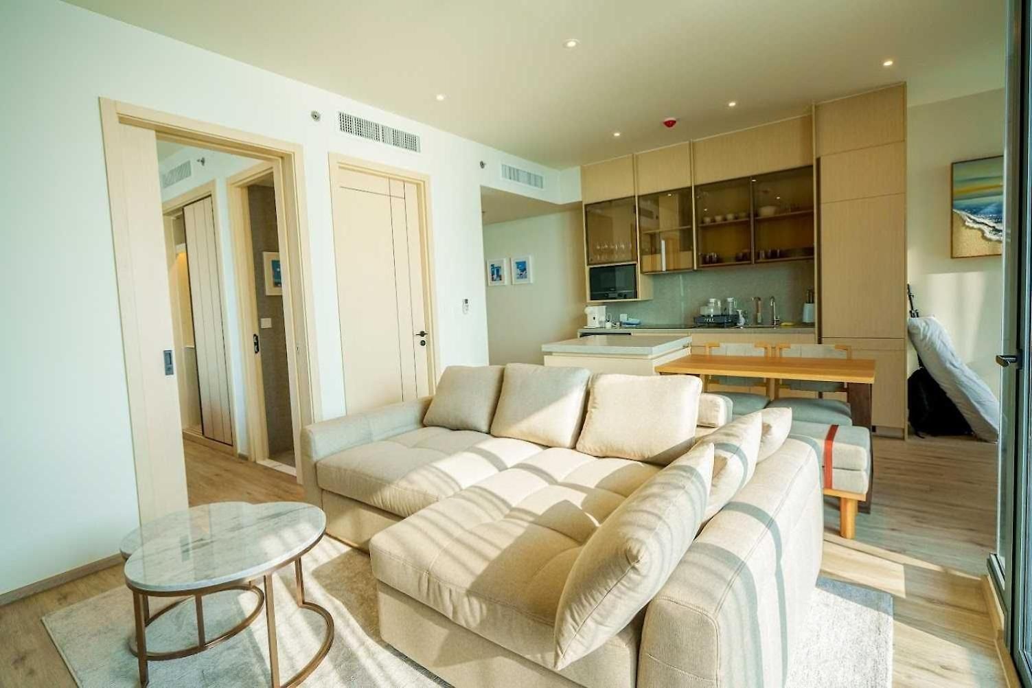 Luxury 2br Sea View With Private Lift And Free Parking Pattaya