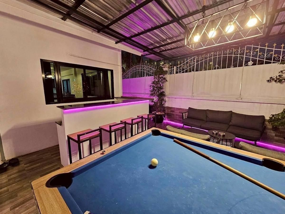 4 Bedroom 2km From Walking Street วิลล่า