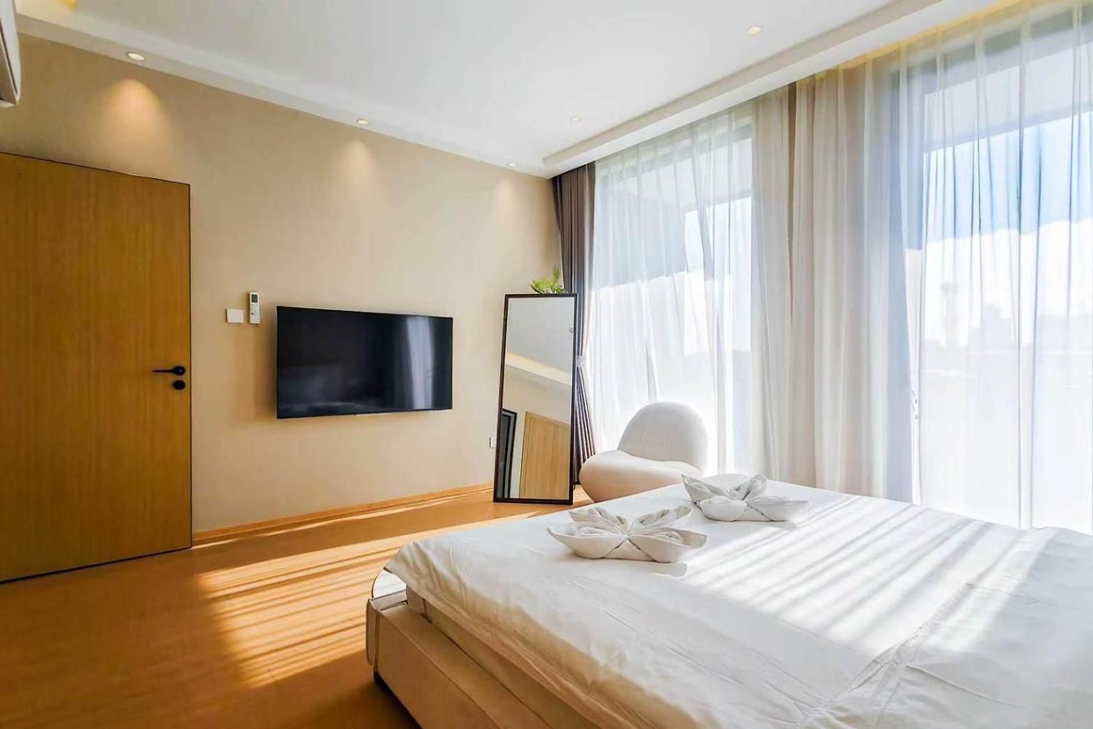Pure Space 4br Ktv Bbq Kitchen Swimming Pool Pattaya