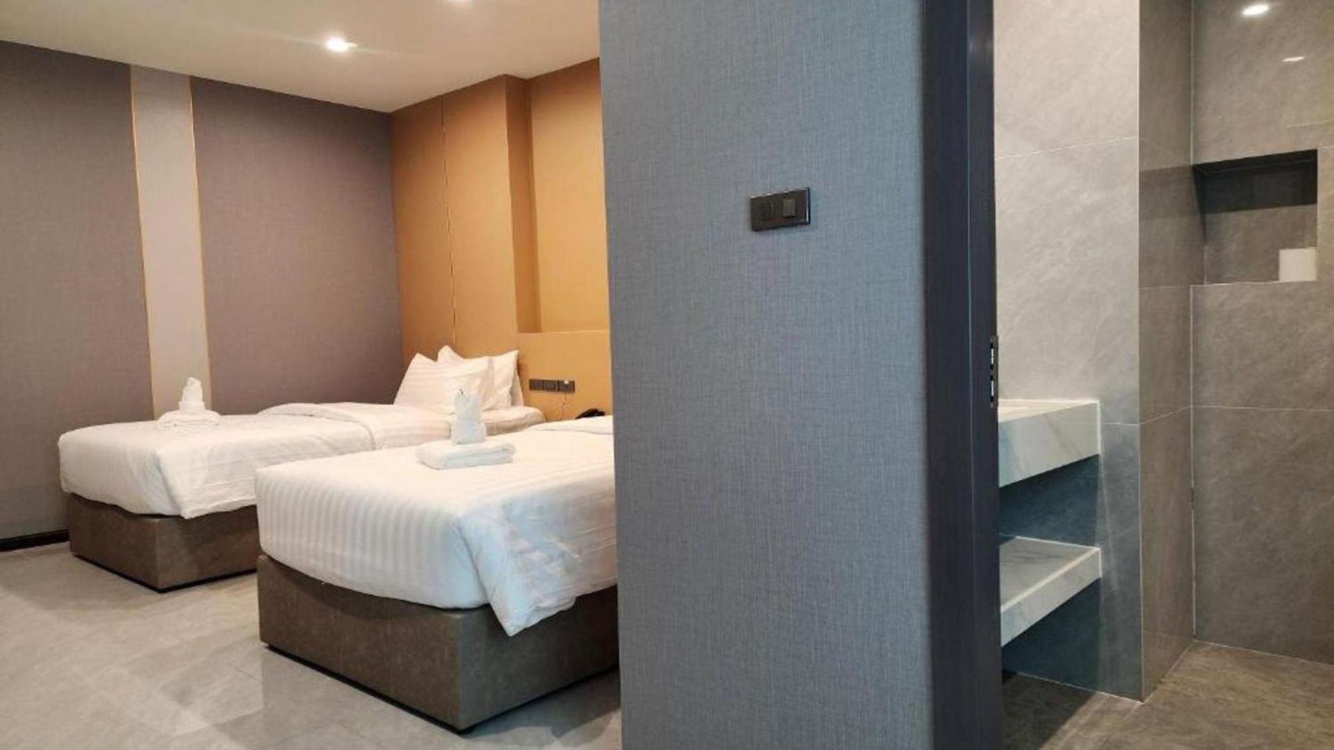 Velin Hotel-central Pattaya-2